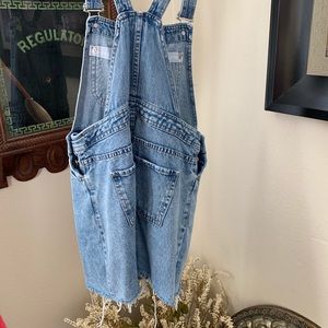 Overall dress